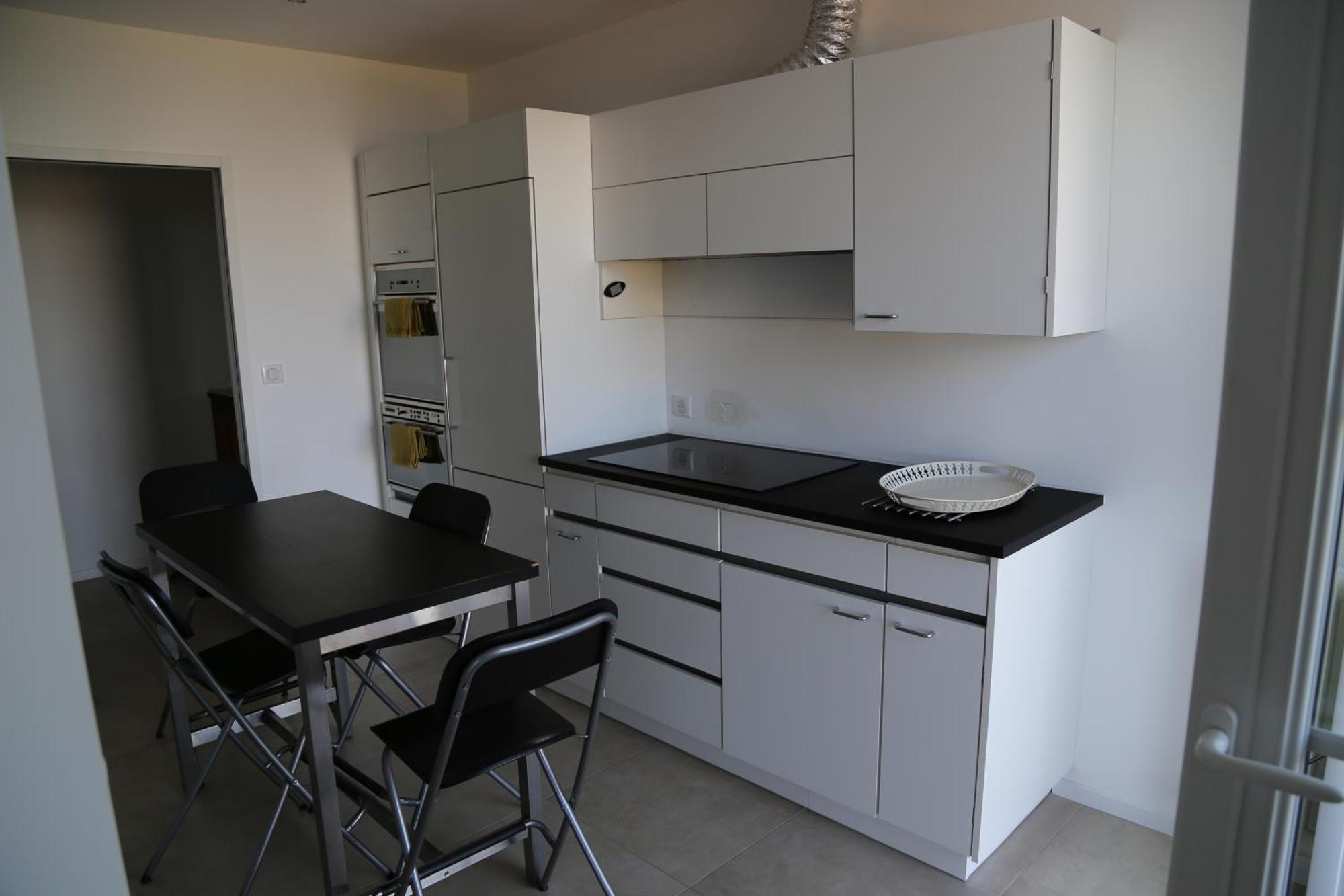 With Sea/city Views, Near Downtown Appartement Sète